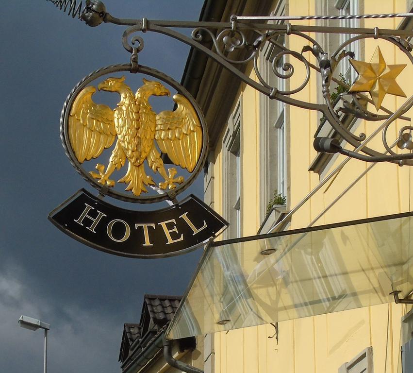 Hotel Goldener Adler Garni Халльштадт Экстерьер фото